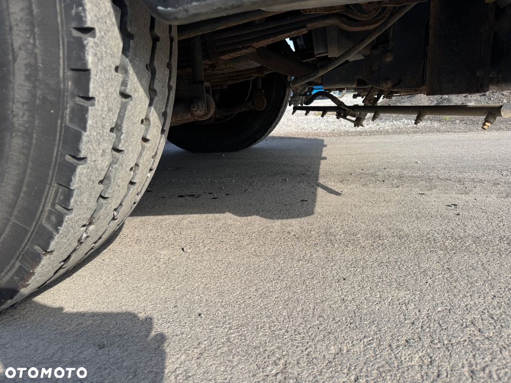 Iveco Eurocargo 180e25 zamiatarka Johanston VT800 - 8