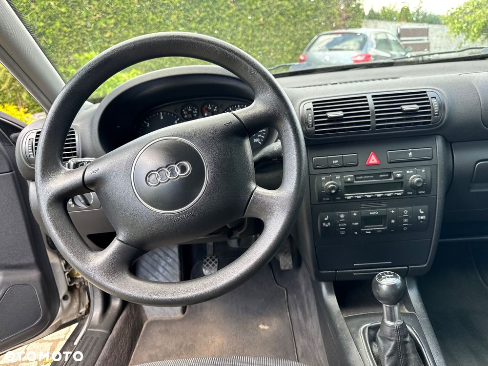 Audi A3 3-drzwiowe - 24