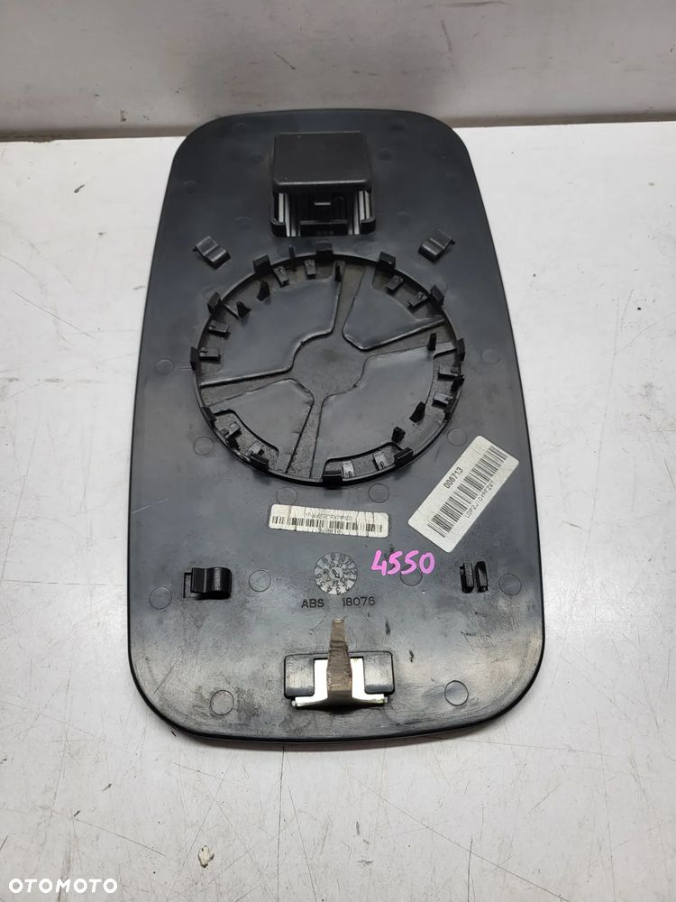 IVECO DAILY 65C / 70C 19- WKŁAD LUSTERKA GÓRNY PODGRZEWANY - 2