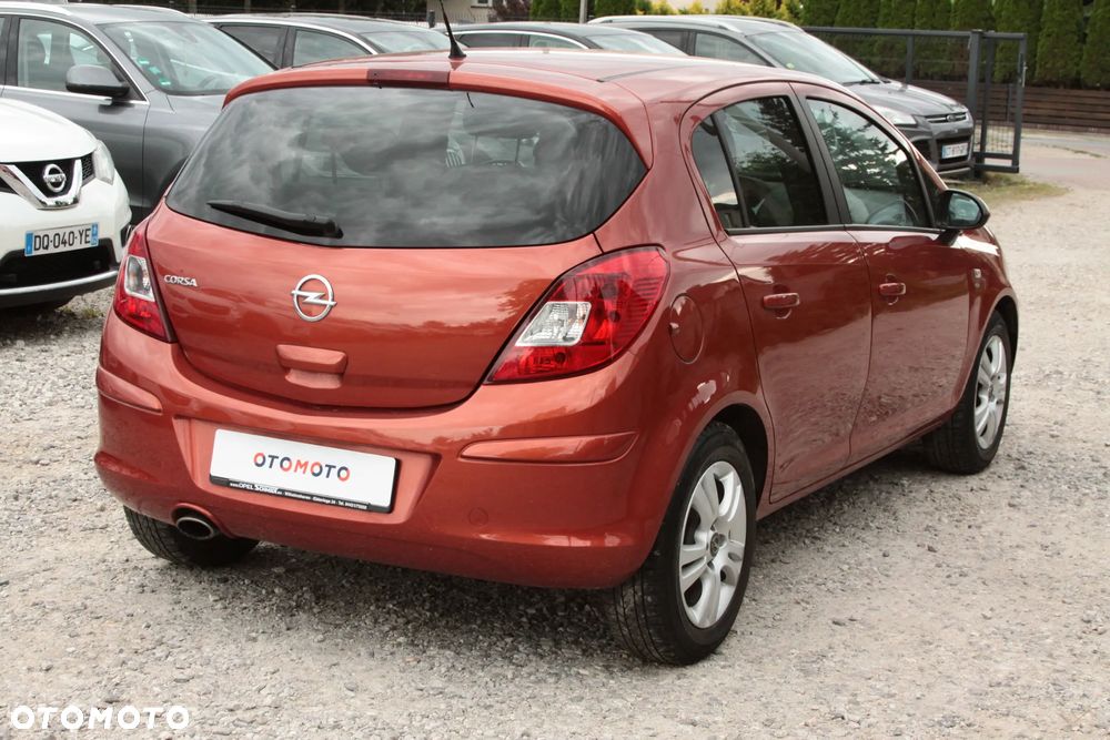 Opel Corsa 1.4 16V Color Elegance - 10
