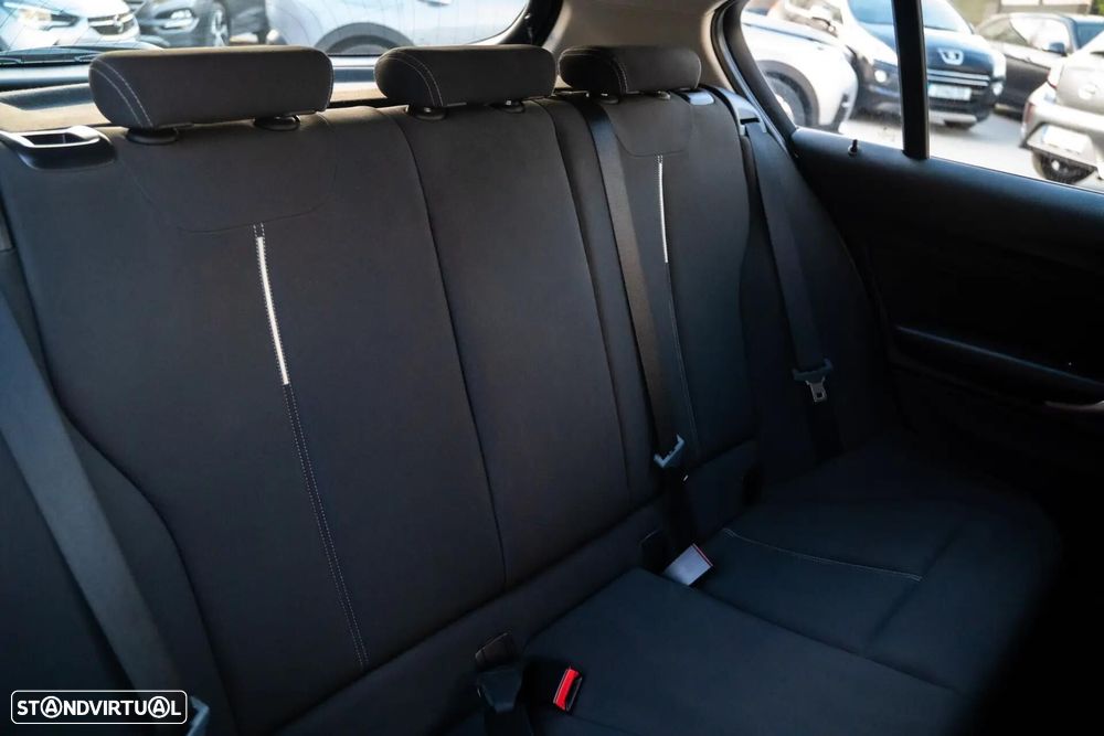 BMW 116 d EDynamics Line Sport - 29