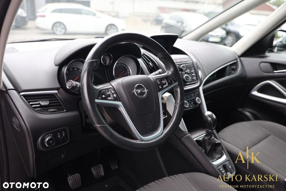 Opel Zafira - 18