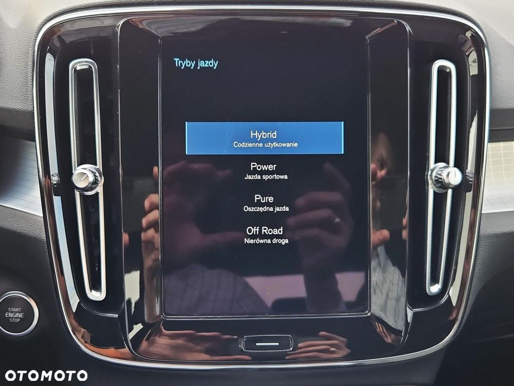 Volvo XC 40 T5 Plug-In Hybrid Plus Dark - 22