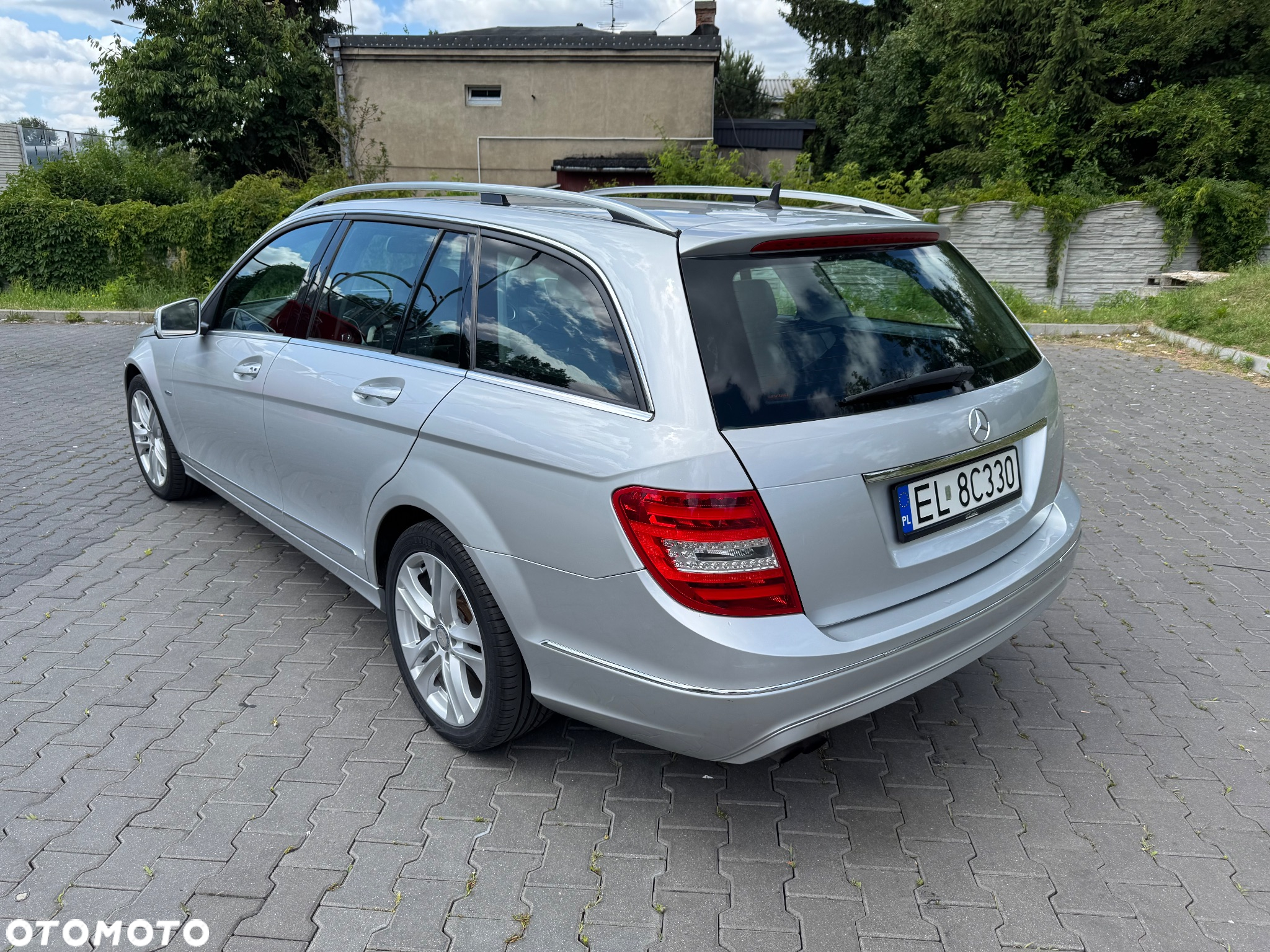 Mercedes-Benz Klasa C 180 CGI BlueEff Avantgarde - 4
