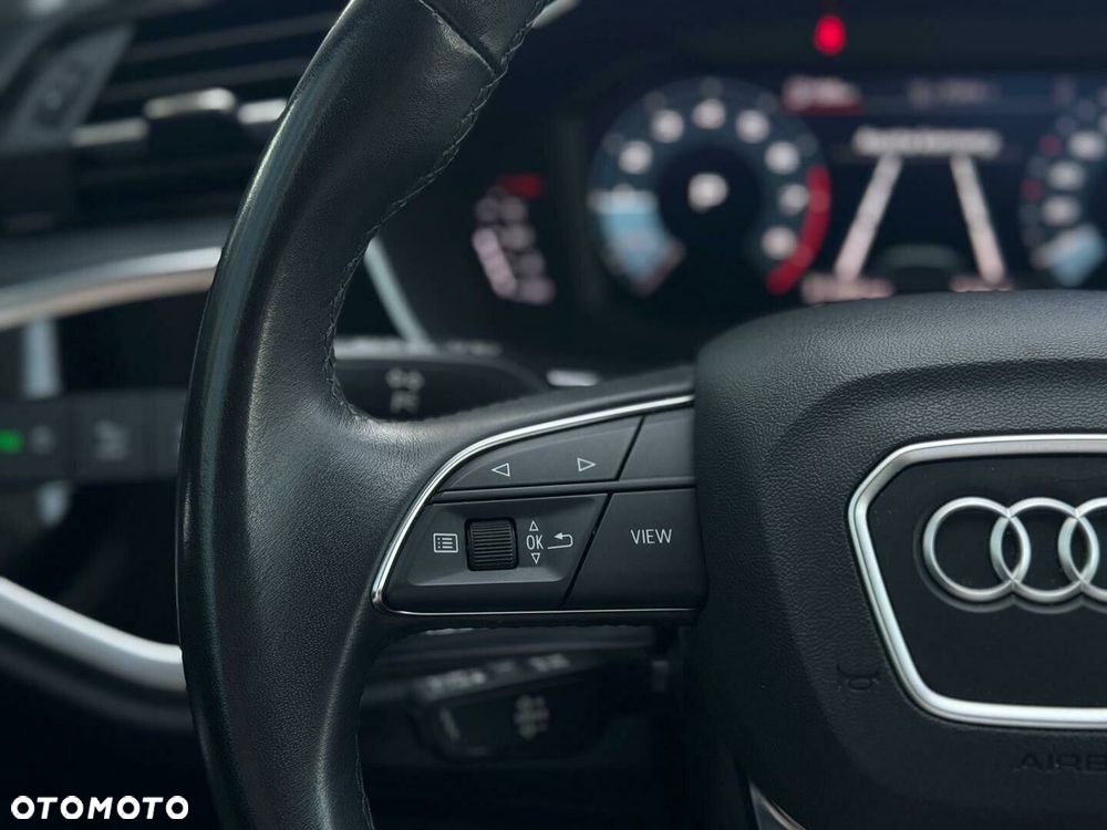 Audi Q3 - 17