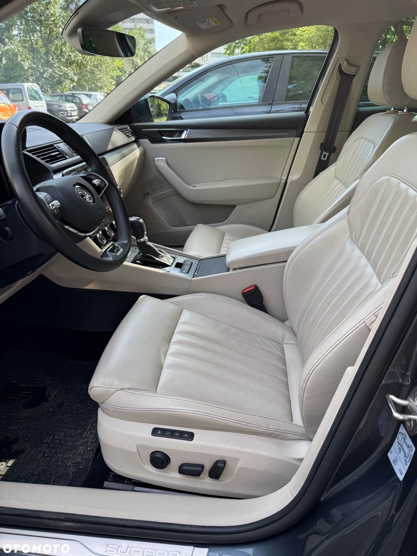 Skoda Superb 2.0 TDI SCR Style DSG - 19