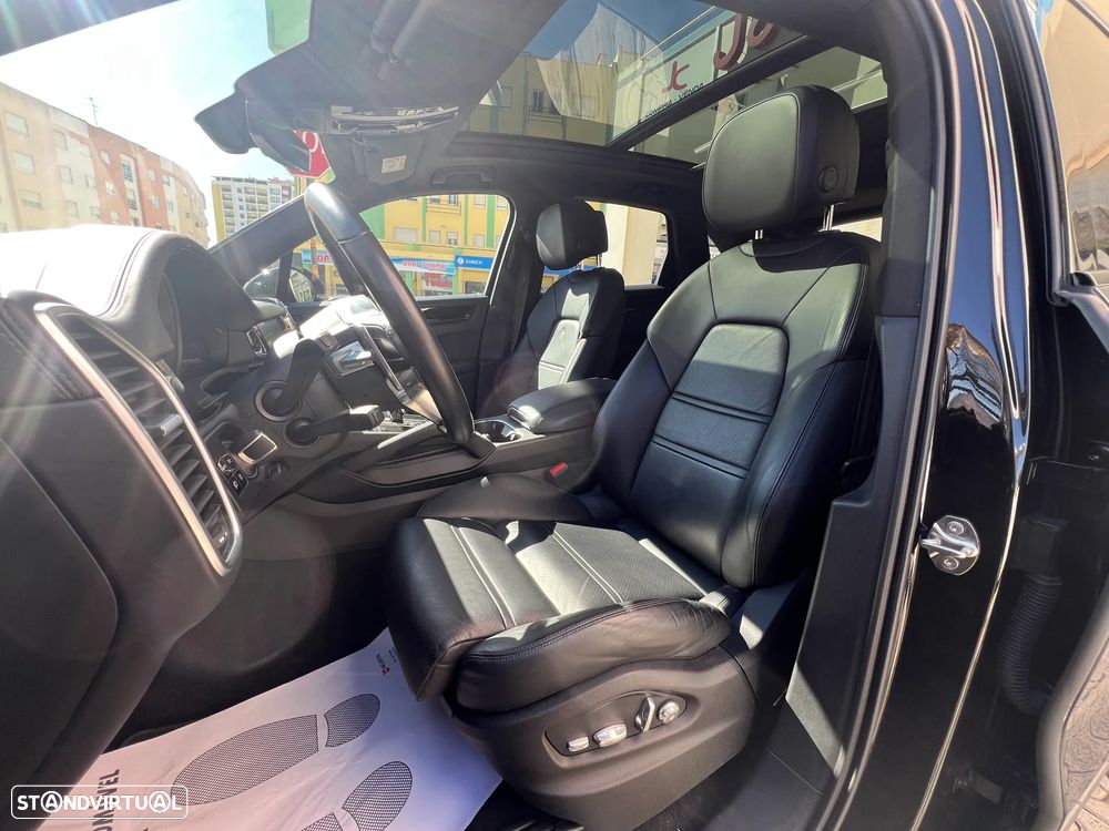 Porsche Cayenne E-Hybrid Tiptronic S - 13