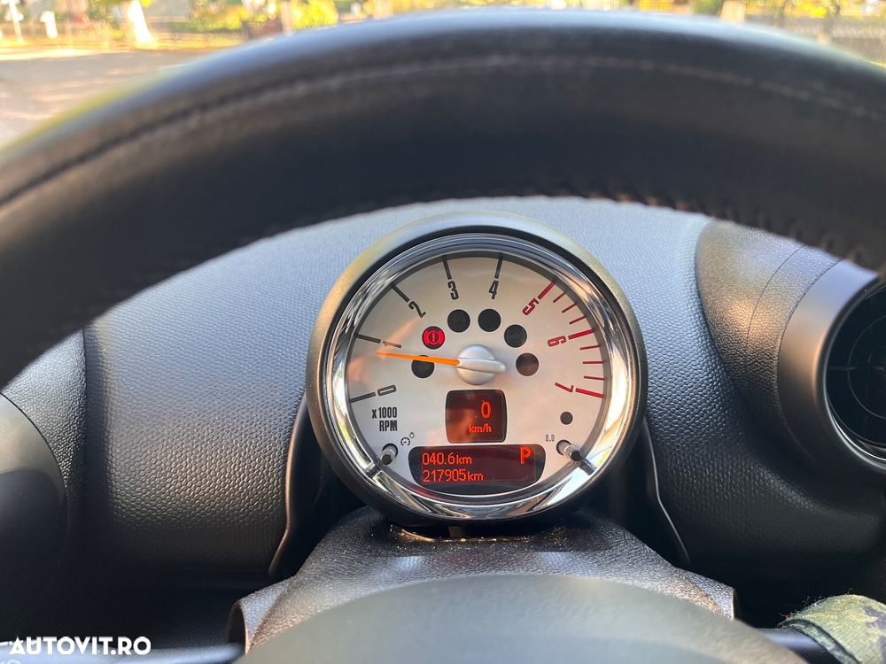 Mini Paceman - 28