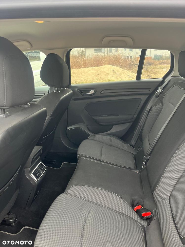 Renault Megane 1.5 dCi Business - 11