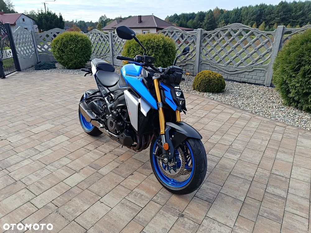 Suzuki GSX 1000 - 9