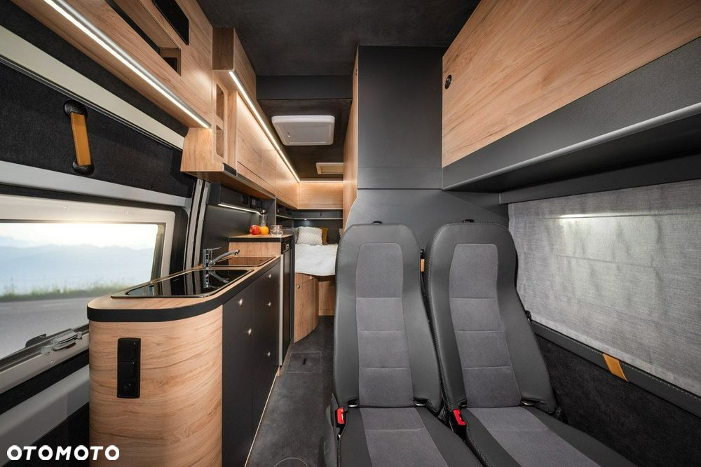 Globe-Traveller Voyager Z NOWY 4OS 180KM Automat FV23% WCC - 10