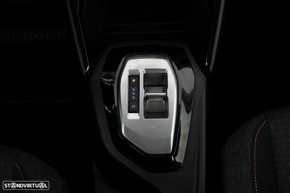 Peugeot 208 1.2 Hybrid Style e-DCS6 - 24