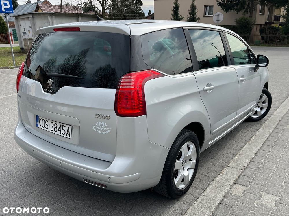 Peugeot 5008 1.6 BlueHDi Allure - 4