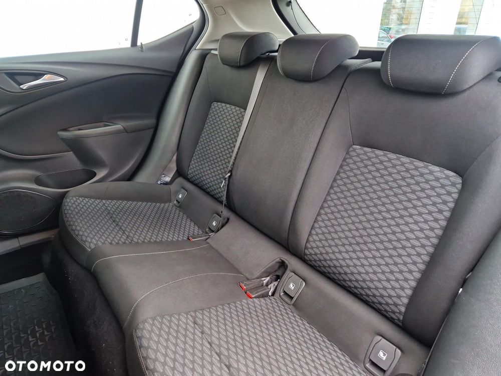 Opel Astra 1.4 T Enjoy - 16