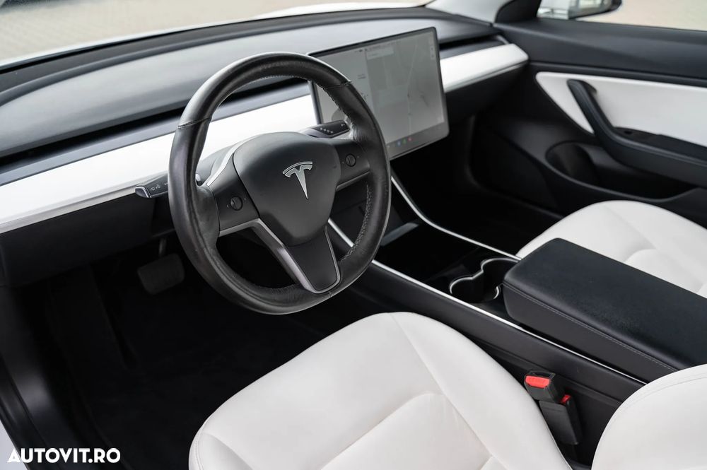 Tesla Model 3 Langstreckenbatterie Allradantrieb Dual Motor - 5
