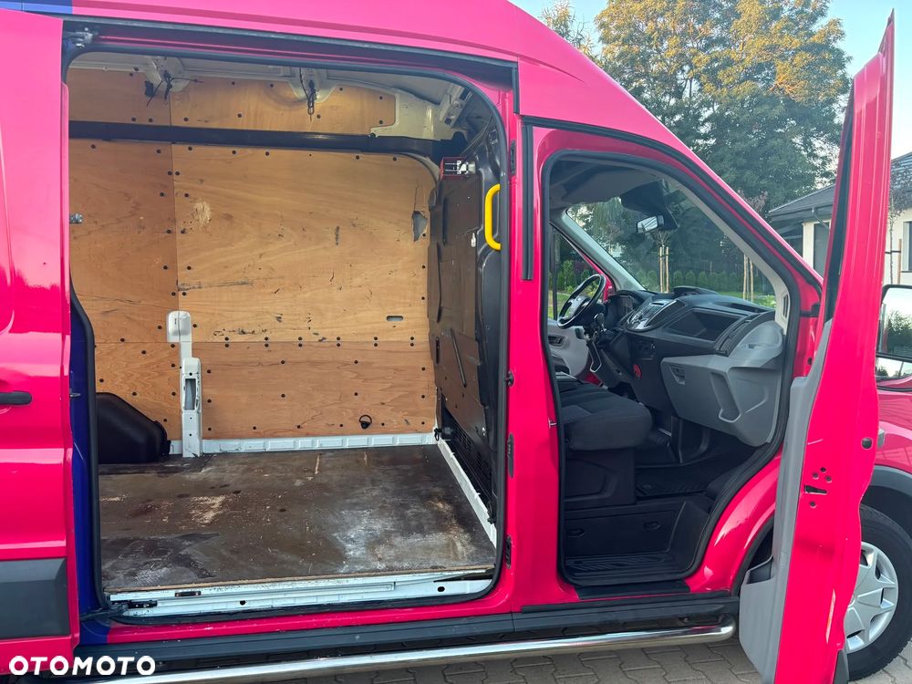 Ford Transit - 18