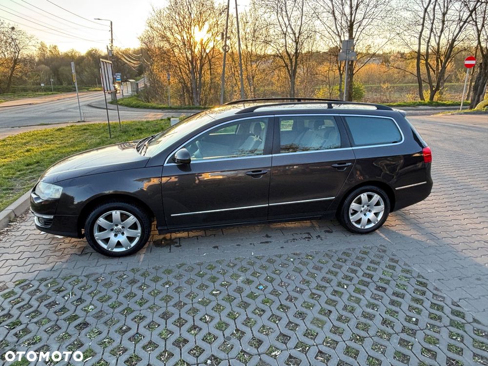 Volkswagen Passat - 15