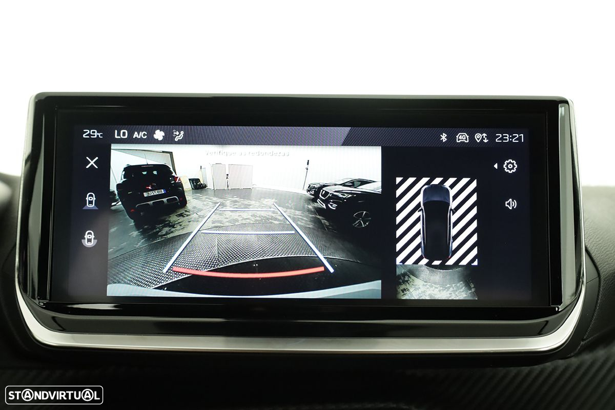 Peugeot 2008 1.2 PureTech Allure EAT8 - 12