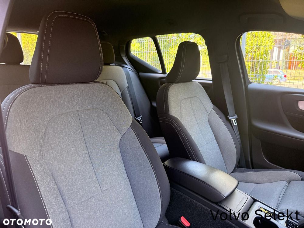Volvo XC 40 - 18