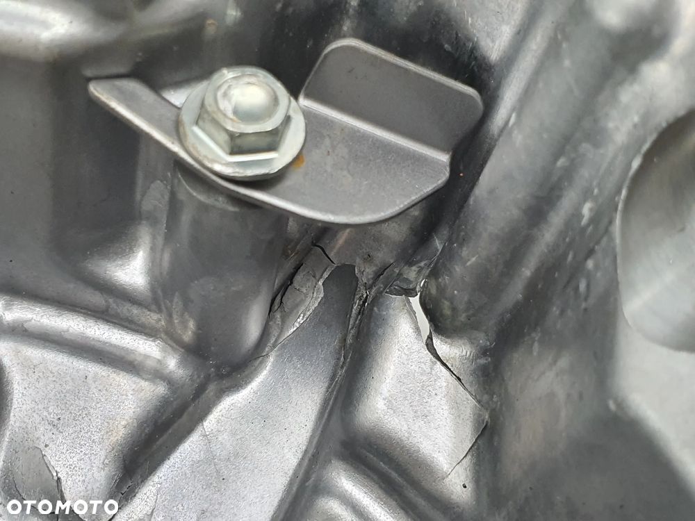 Dekiel Magneta Pokrywa Korek Honda Nt 1100 - 12