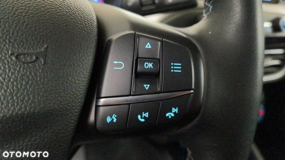 Ford Focus 1.5 EcoBoost Titanium - 23