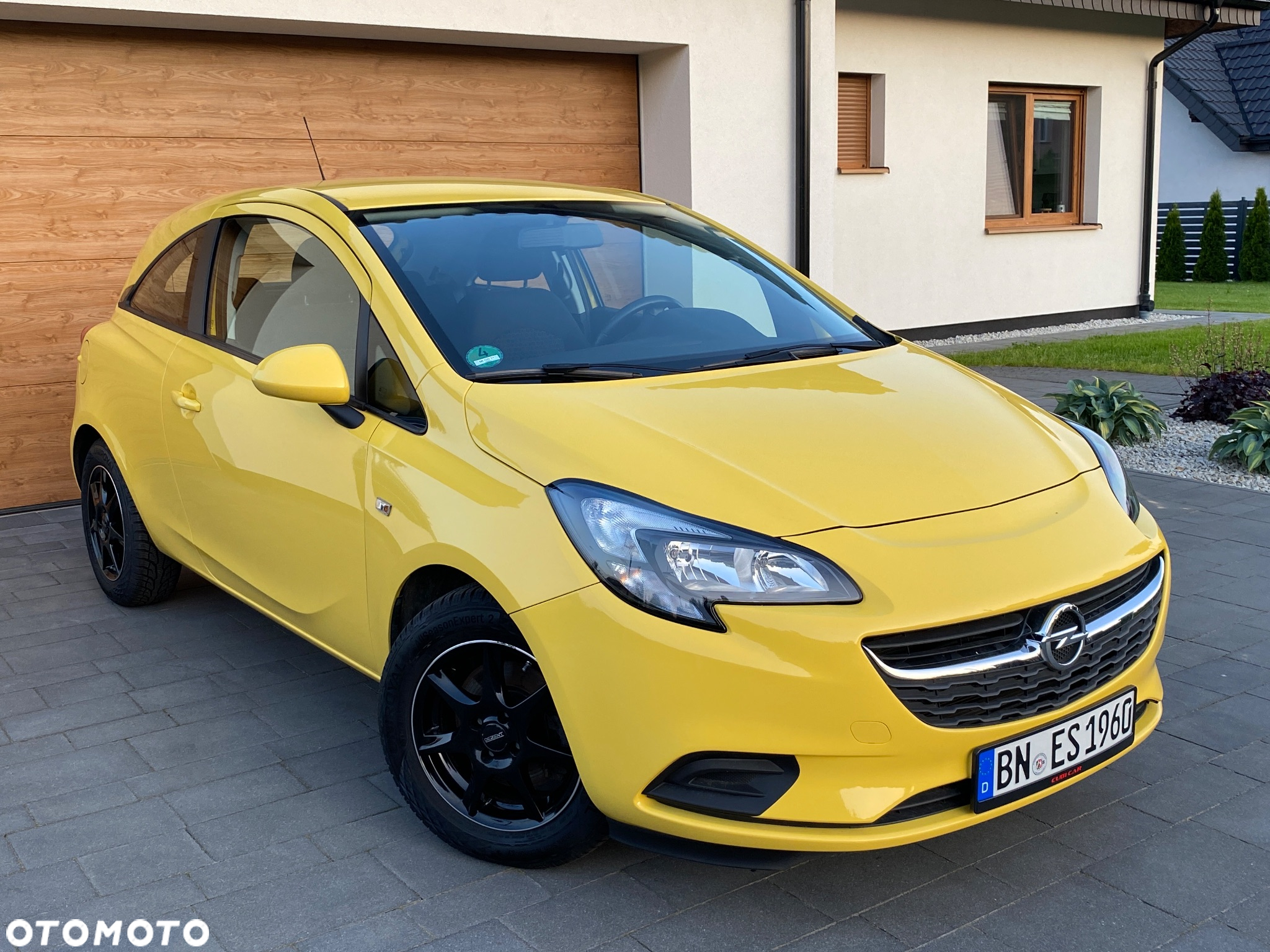 Opel Corsa 1.4 Turbo (ecoFLEX) Start/Stop Edition - 2