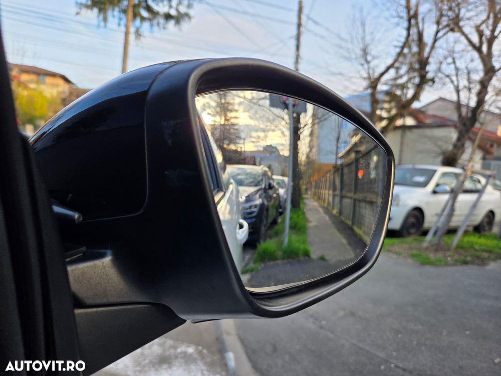 Citroën C4 Cactus 1.2 PureTech S&S BVM6 Shine - 17