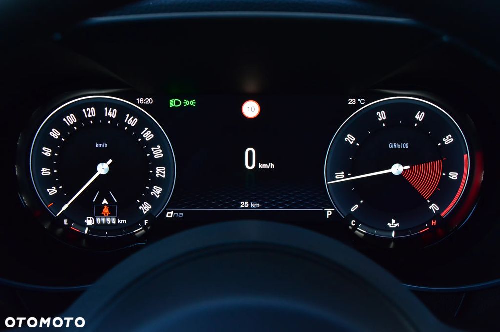 Alfa Romeo Giulia 2.0 Turbo Veloce TI Q4 - 28
