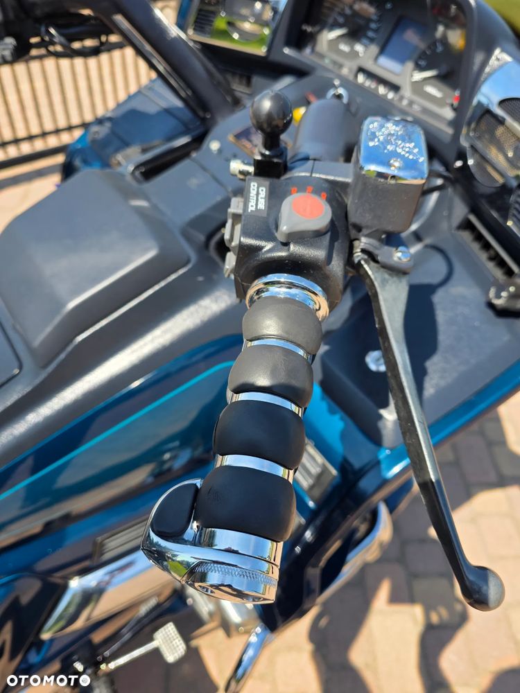 Honda GL - 35