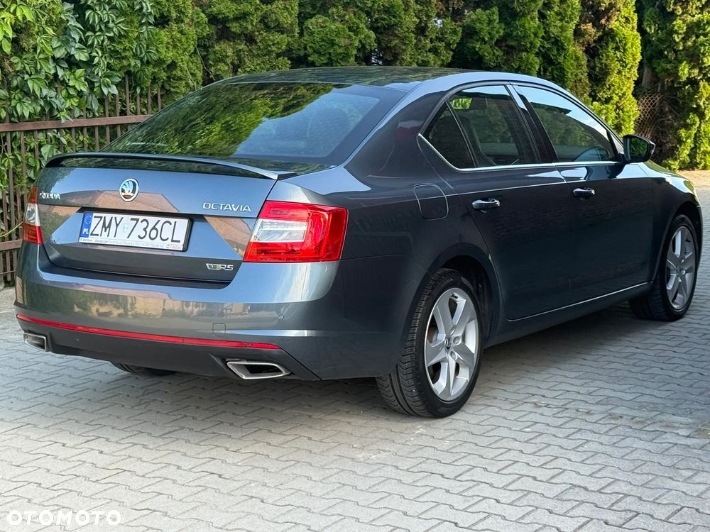 Skoda Octavia 2.0 TDI RS - 17