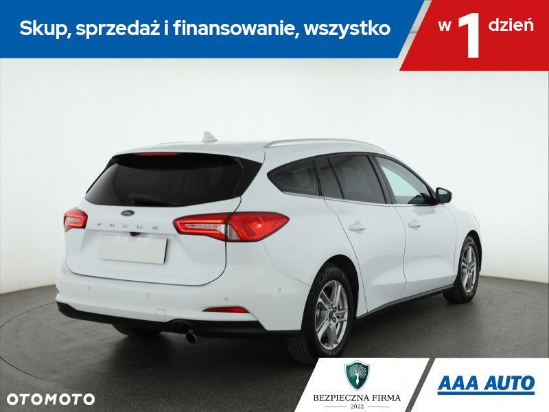 Ford Focus SW - 7
