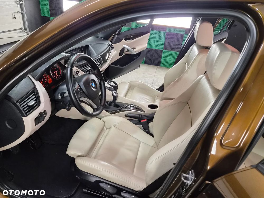 BMW X1 sDrive20d - 21