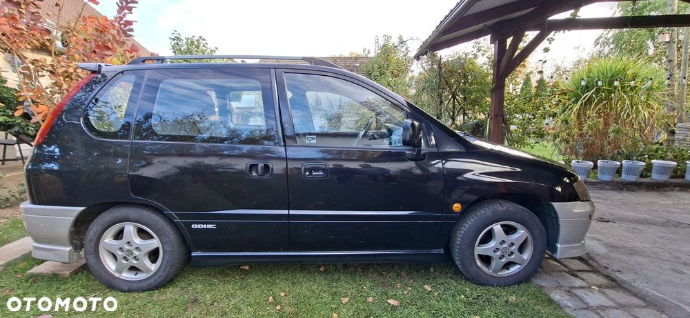 Mitsubishi Space Runner - 4