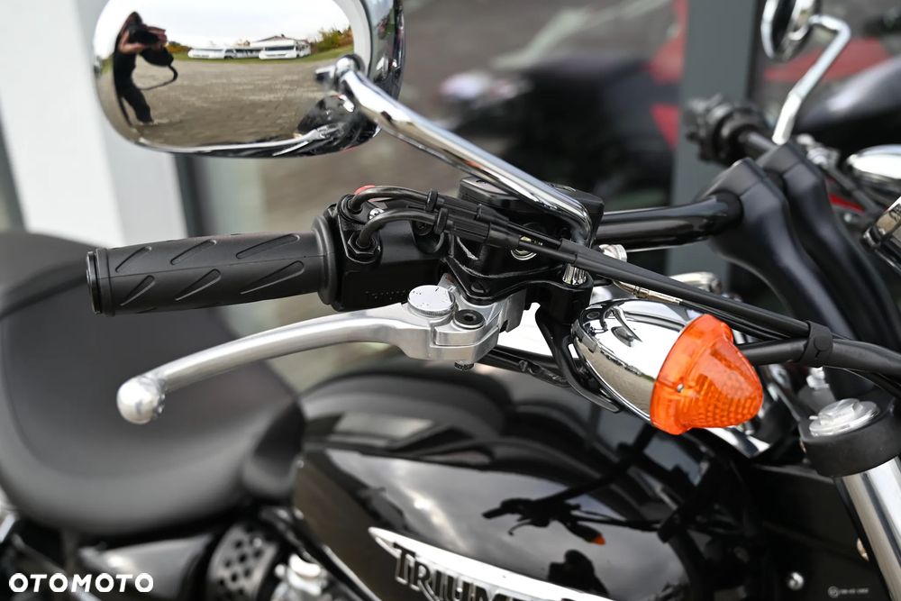 Triumph Speedmaster - 26