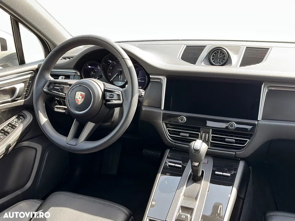 Porsche Macan Standard - 14