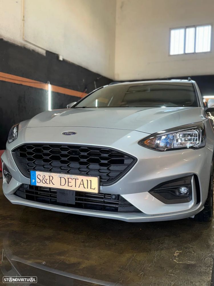 Ford Focus 1.0 EcoBoost ST-Line - 24