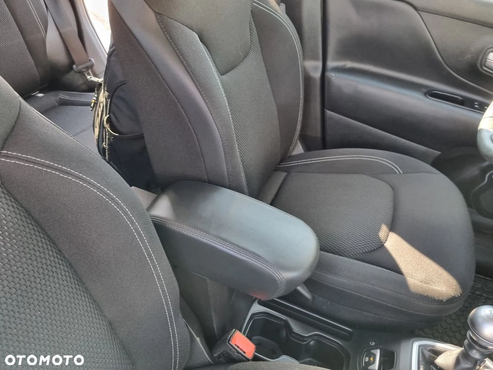 Jeep Renegade 1.0 T-GDI Limited - 16