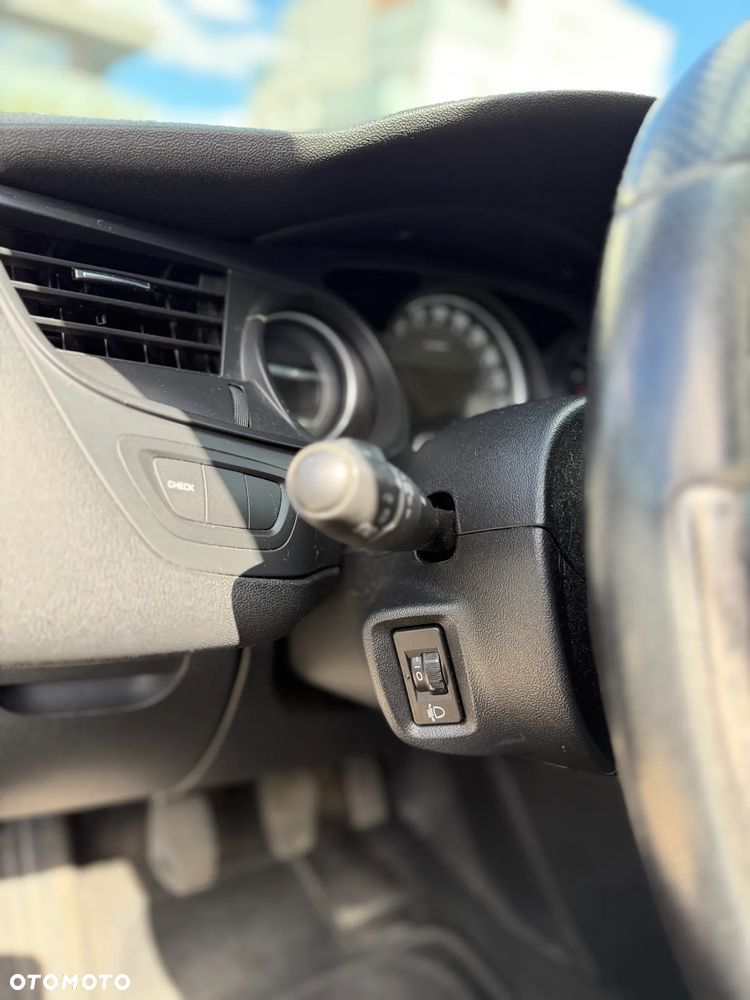 Citroën C5 1.6 HDi Attraction - 14