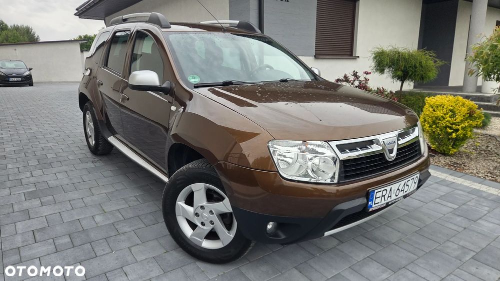Dacia Duster 1.6 16V 4x2 Prestige - 4