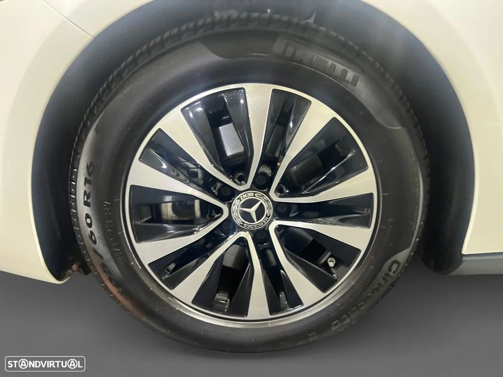 Mercedes-Benz A 200 Standard - 16