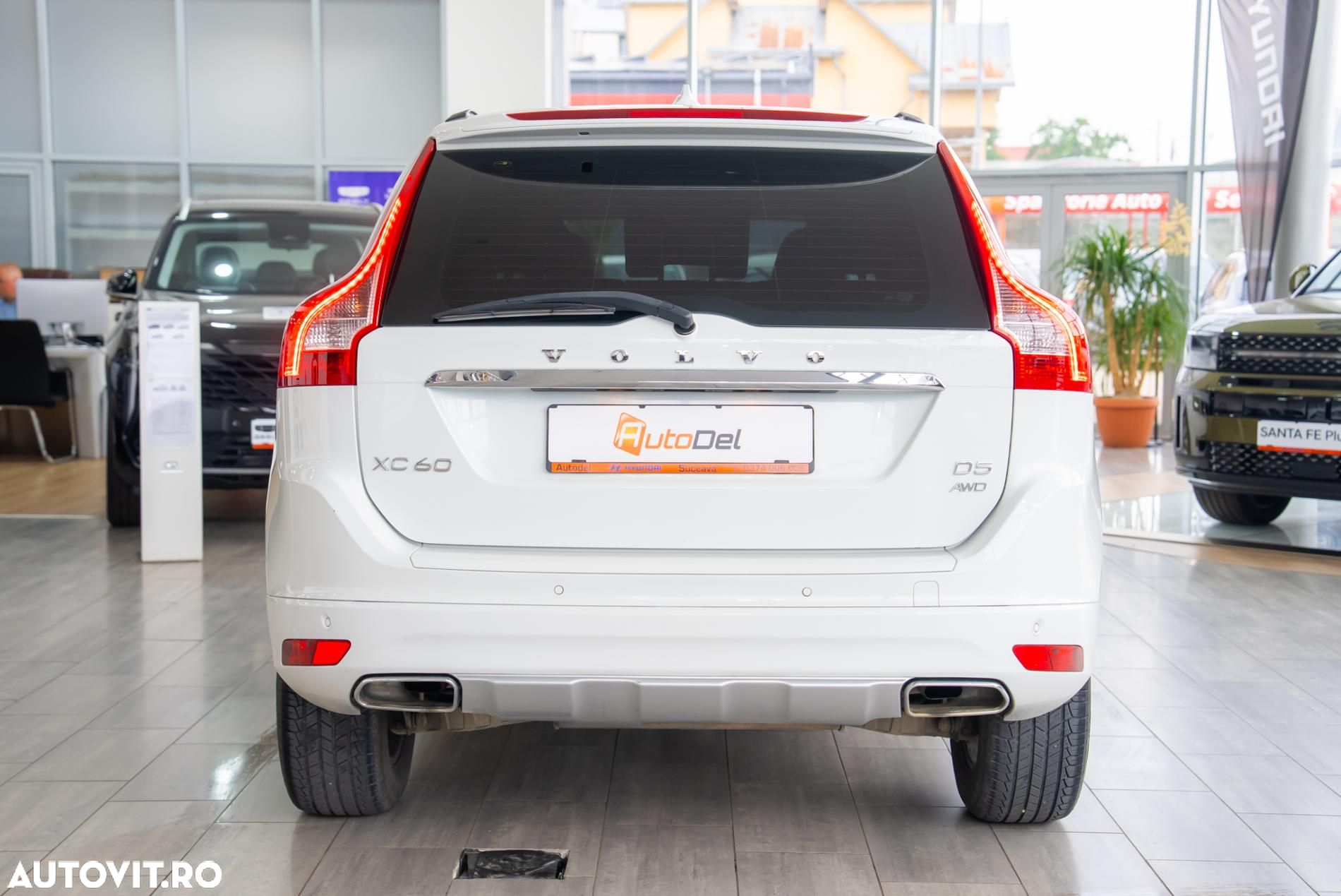 Volvo XC 60 D5 AWD Momentum - 12