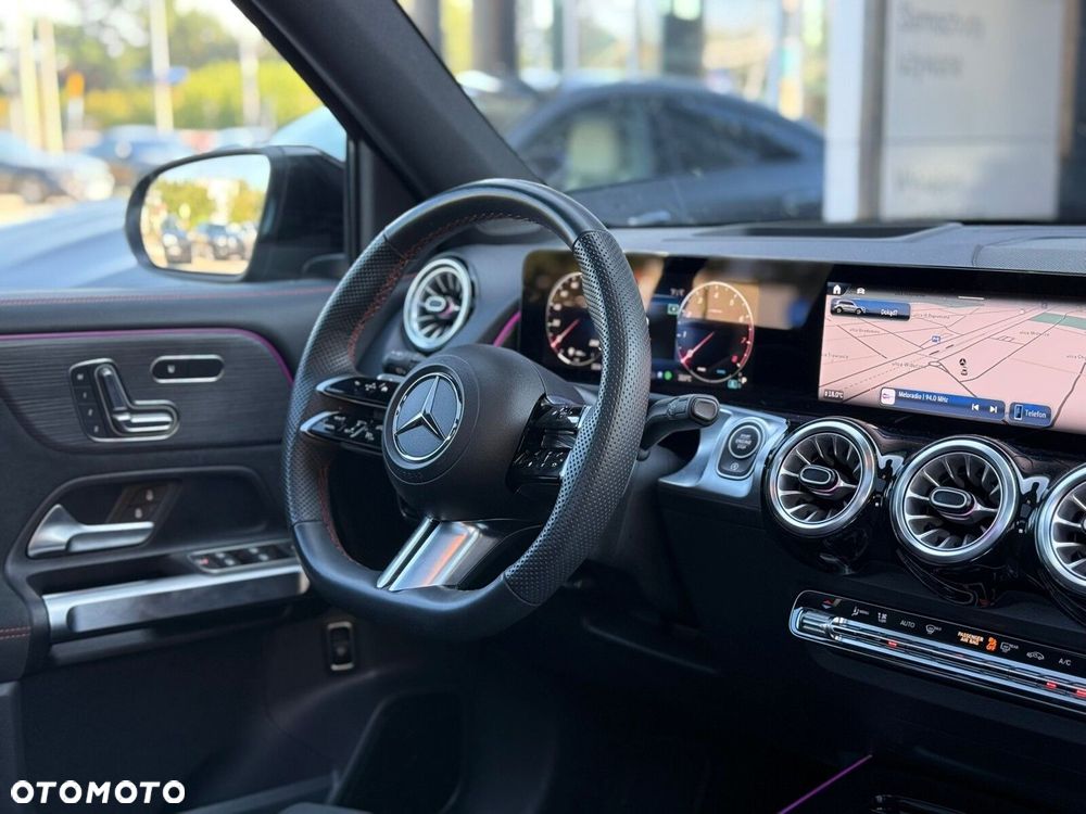 Mercedes-Benz GLB 250 mHEV 4-Matic AMG Line 8G-DCT - 13