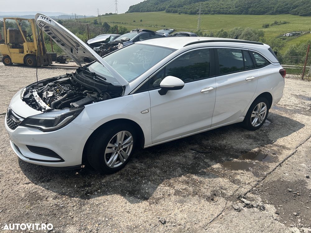 Usa Opel Astra K alba , albastra - 4