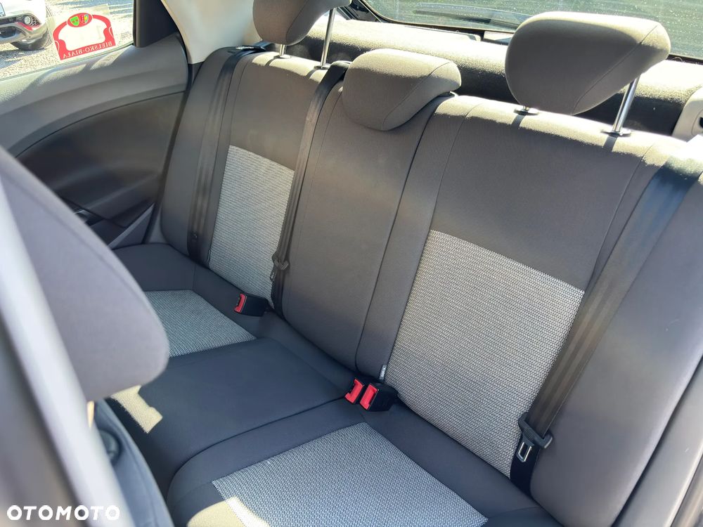 Seat Ibiza 1.4 16V Style - 11