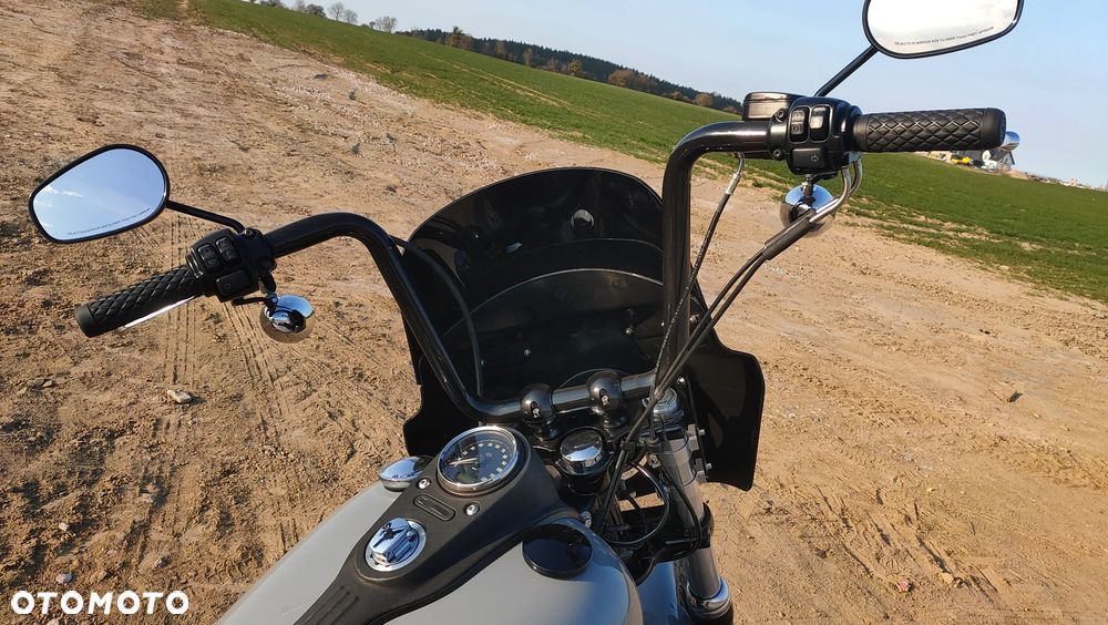 Harley-Davidson Dyna Street Bob - 2