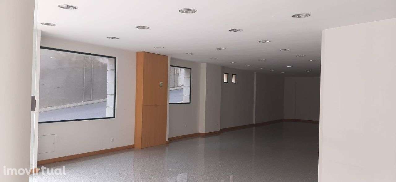 Loja para arrendar em VFX - Rua Principal - Disponível 31/08/2026 - Grande imagem: 5/10