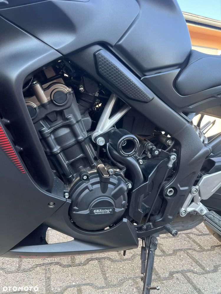 Honda CBR - 8