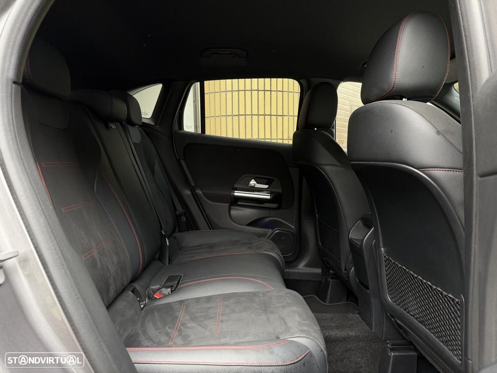 Mercedes-Benz GLA 200 AMG Line - 10