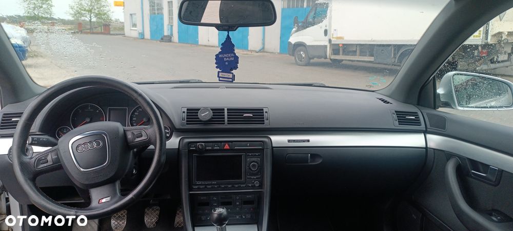 Audi A4 Avant - 8