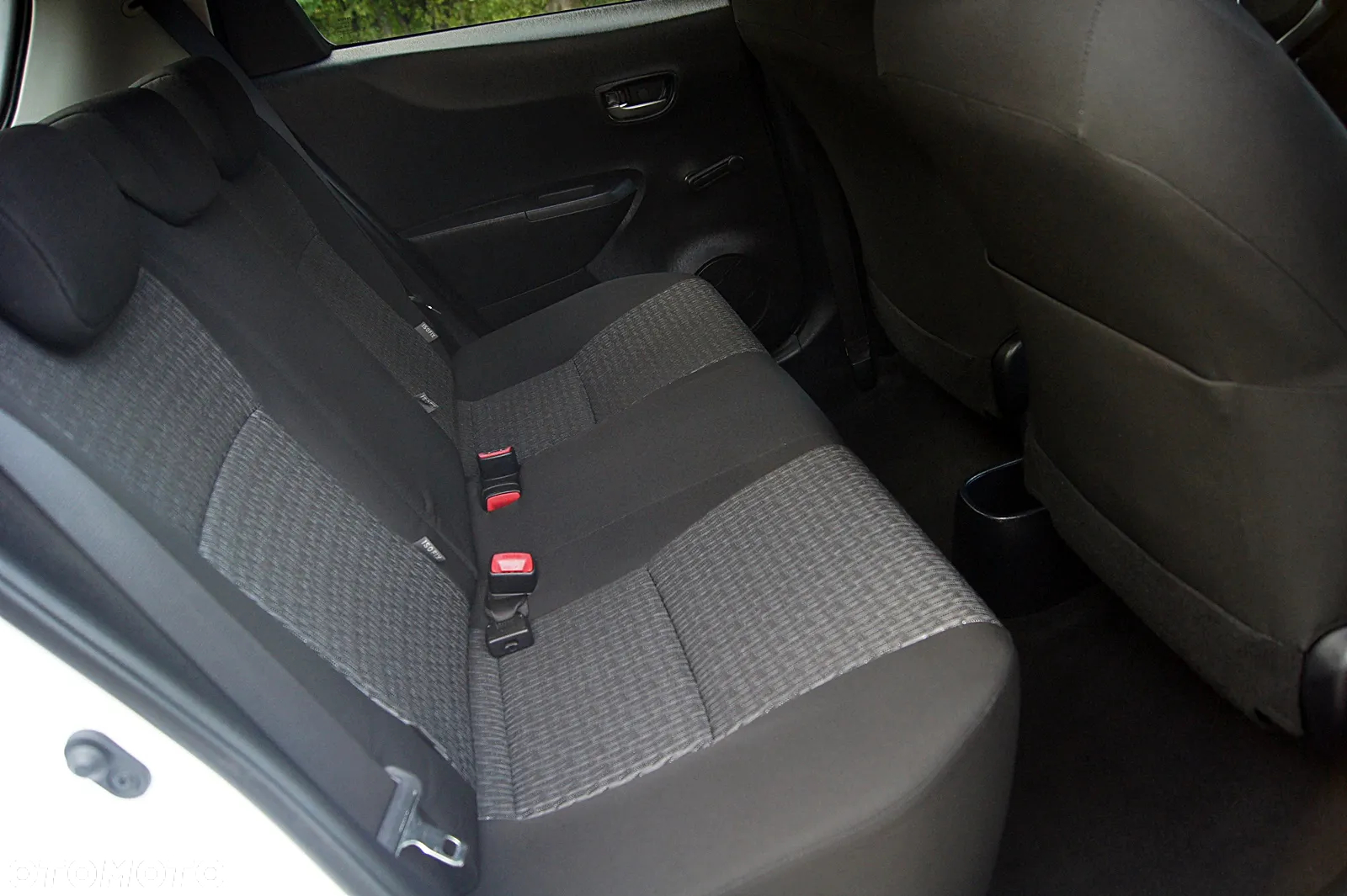 Toyota Yaris 1.33 VVT-i Style - 29